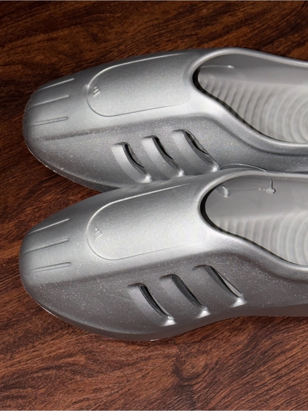 Adidas shoes - Picture 4 of 14
